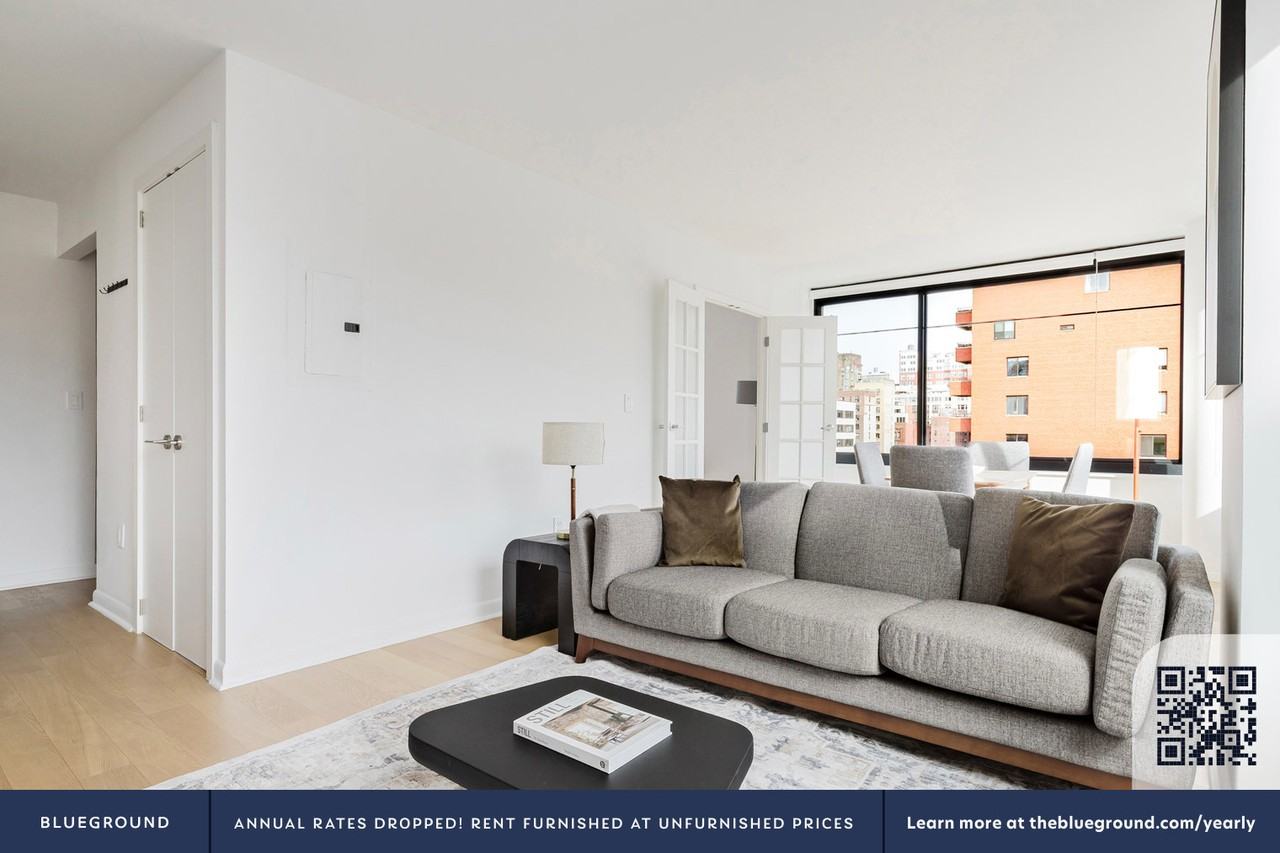 180 West 20th Street - Photo 4 of 50