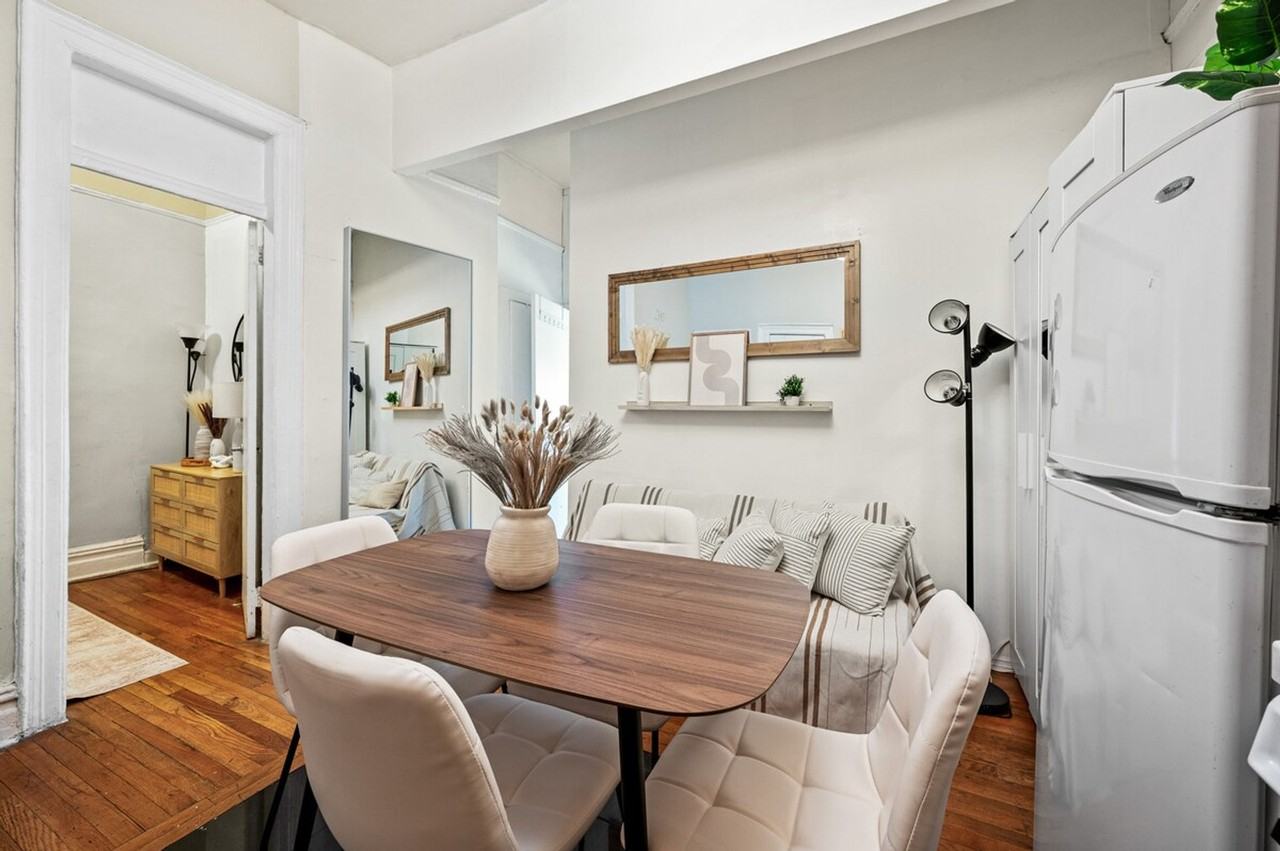 459 W 46th St #1323961P - Photo 5 of 19