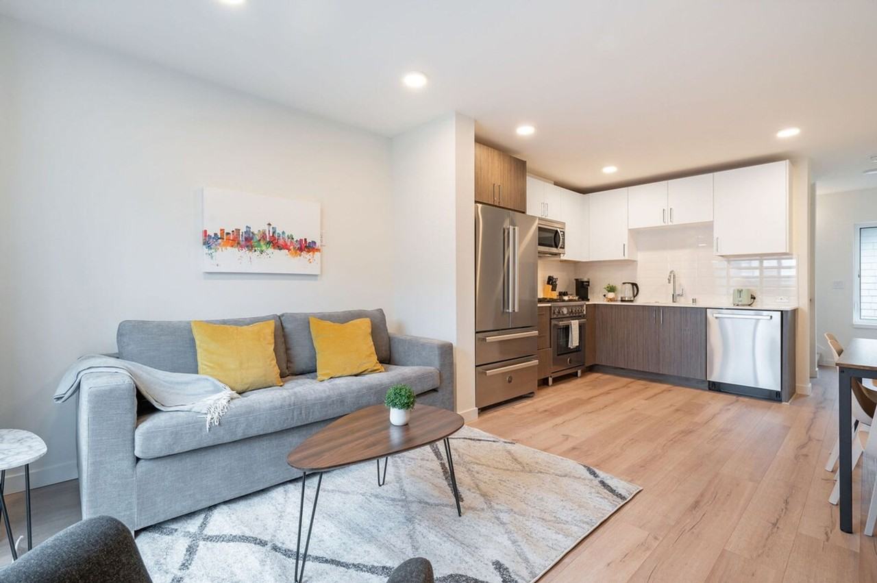 4453 Aurora Ave N #1035998P - Photo 7 of 50