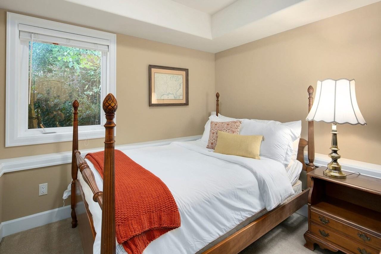 2717 E Yesler Way #1035856P - Photo 3 of 27