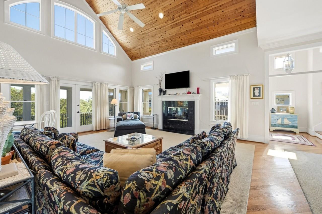 110 Debordieu Blvd #1253431P - Photo 2 of 38