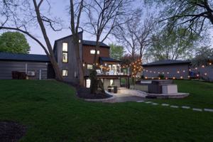 featured image of 4016 Eaton Dr