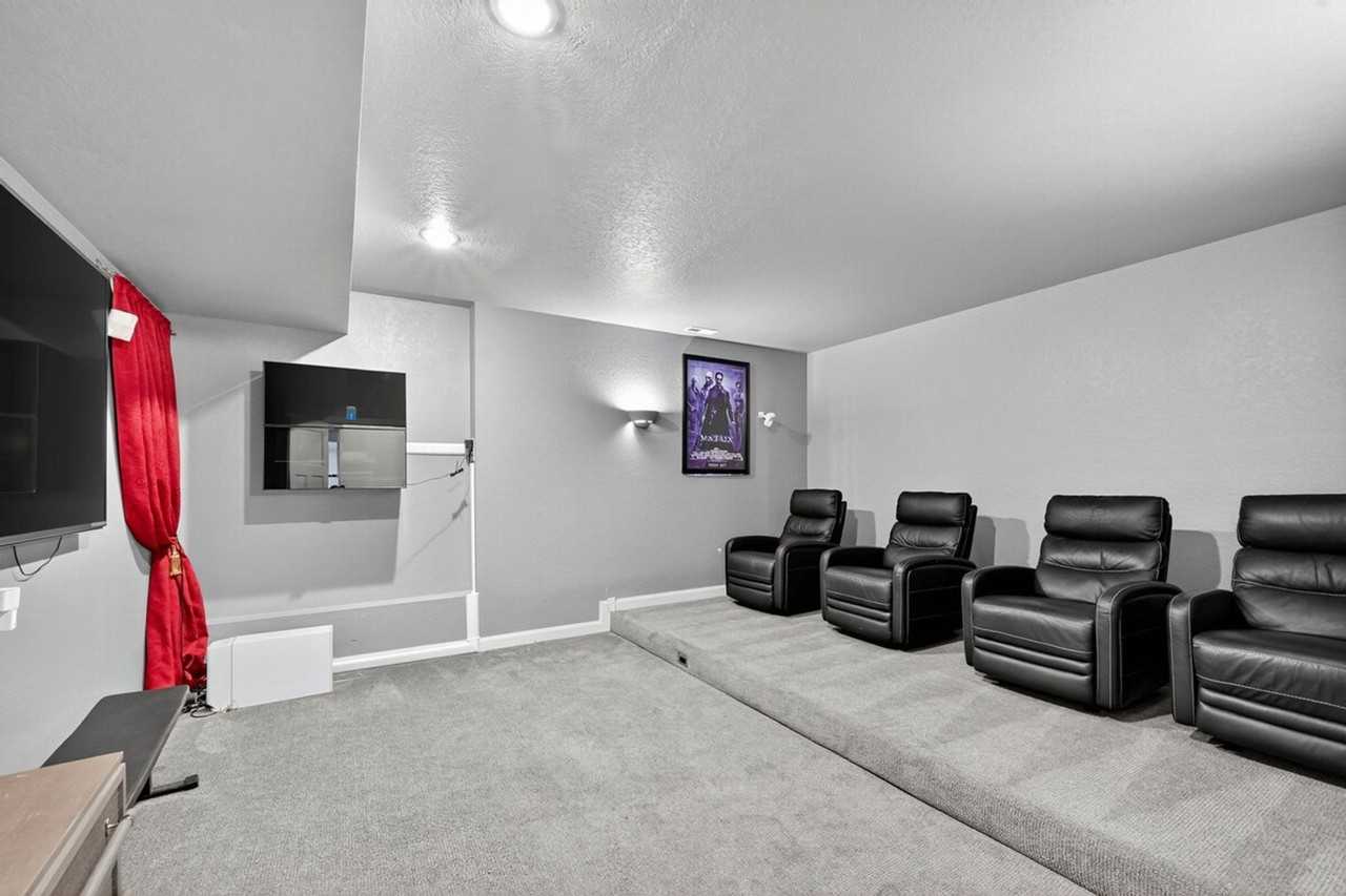 5111 23rd Avenue West #1322536P - Photo 2 of 38