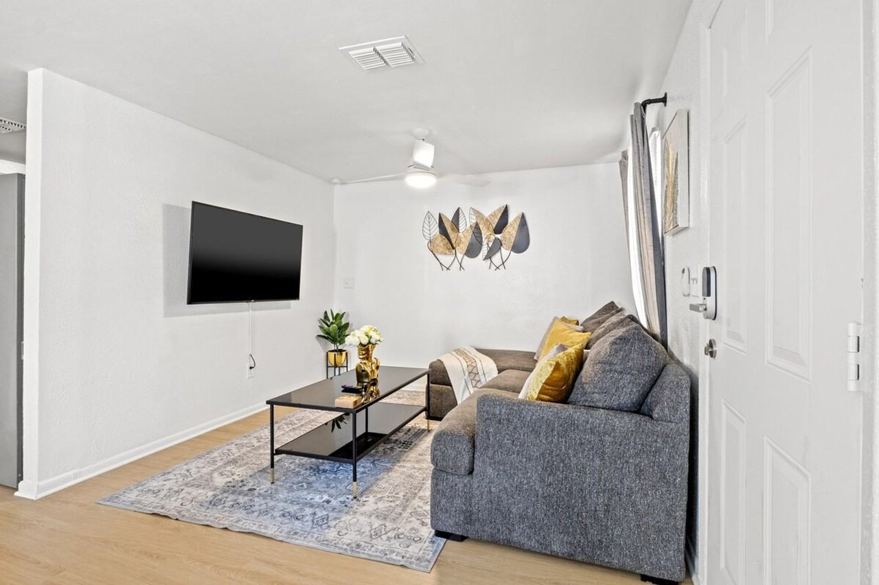 3721 E Clifton St #1343014P - Photo 2 of 25