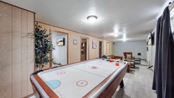 featured image of 1242 Elder St