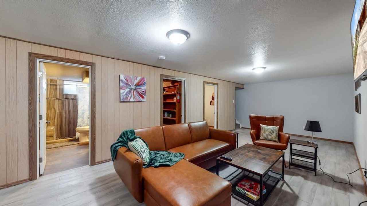 1242 Elder St #1342426P - Photo 3 of 34