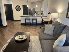 425 W 5th St - Photo 1 of 1