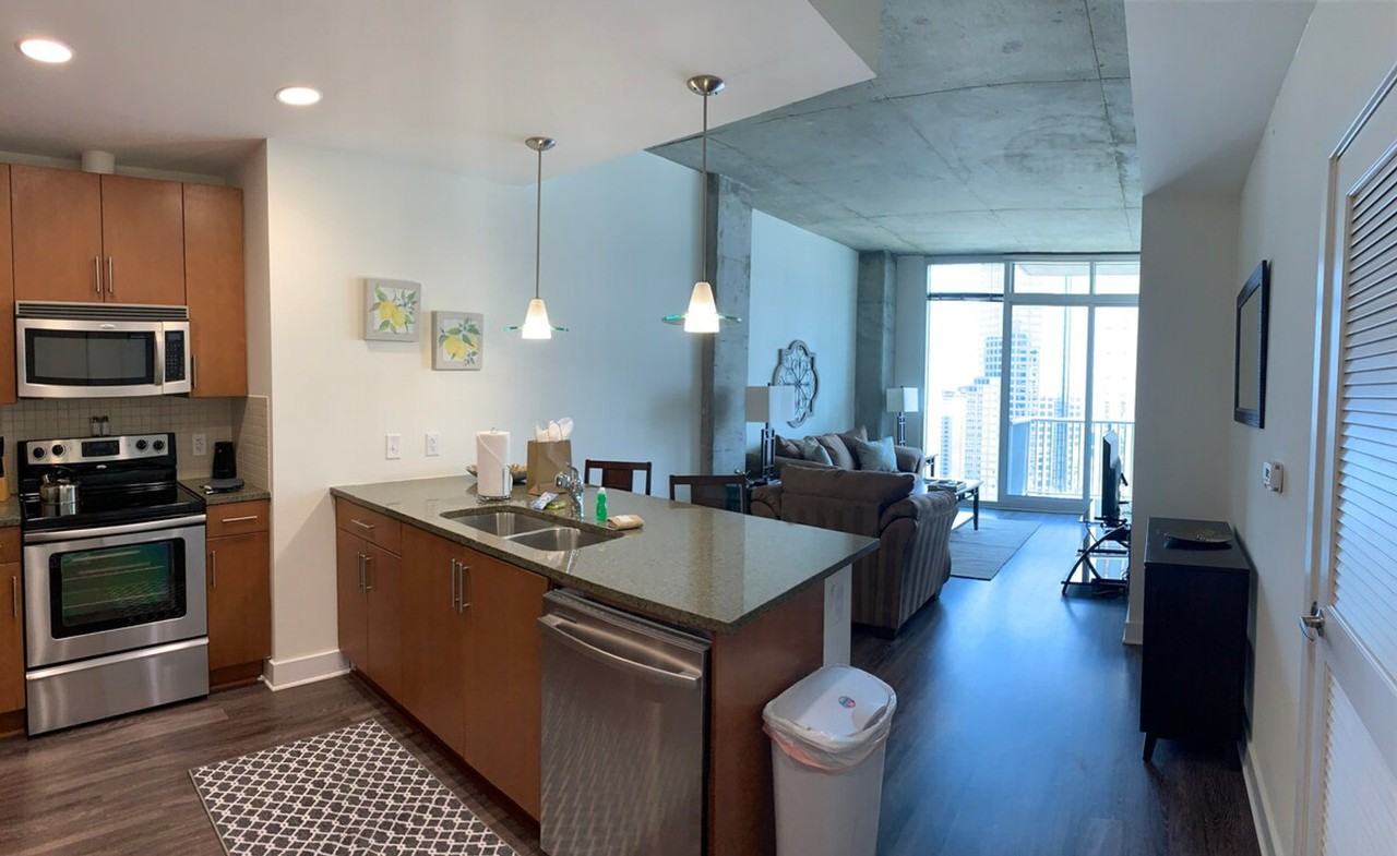 544 S Church St #1344157P - Photo 4 of 22