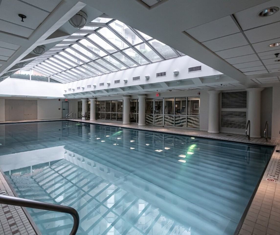 699 E St Nw #1340525P - Photo 5 of 13