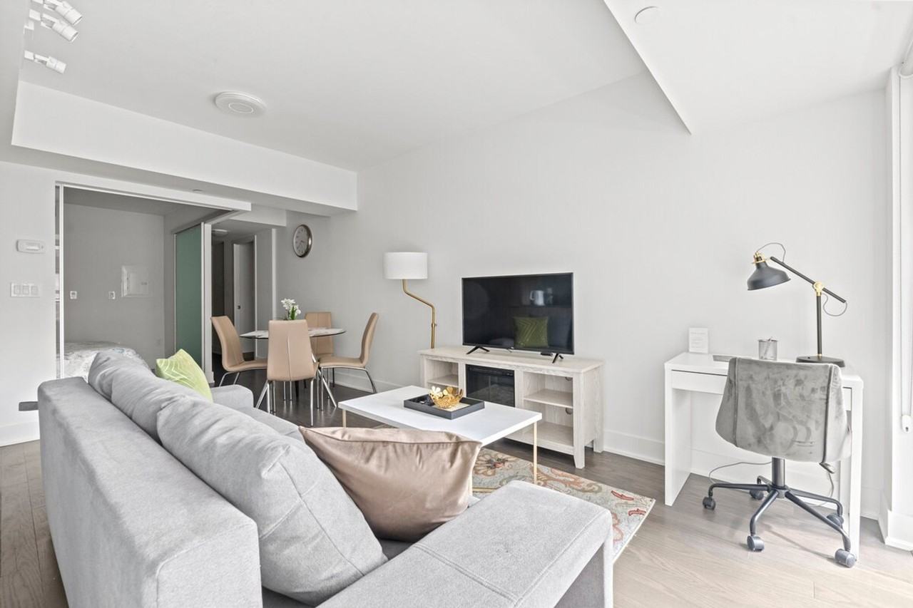 955 Bay St #1345750P - Photo 6 of 14