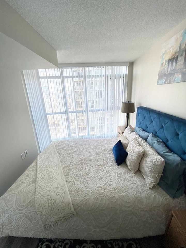 89 Fort York Blvd #1503155P - Photo 6 of 21