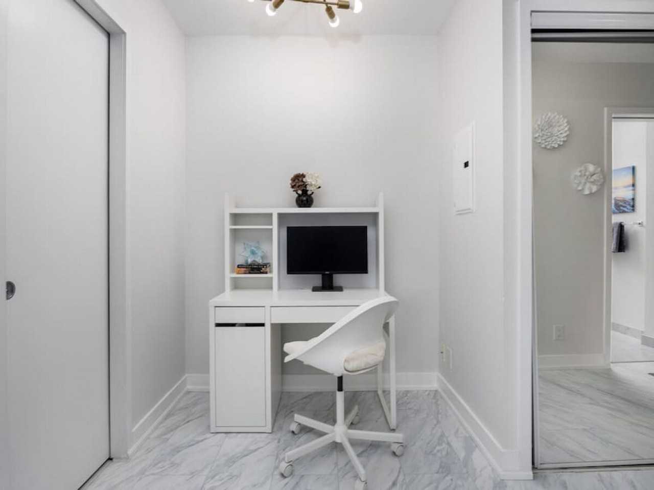 12 York St #1345858P - Photo 4 of 31