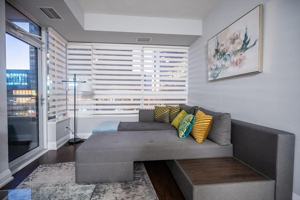 featured image of 5 Sheppard Avenue East