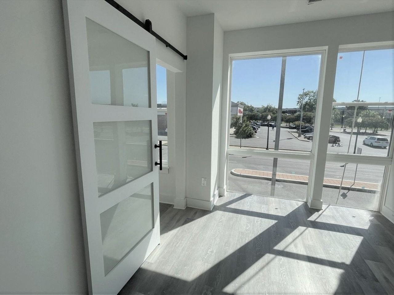 Tranvia - Photo 2 of 18