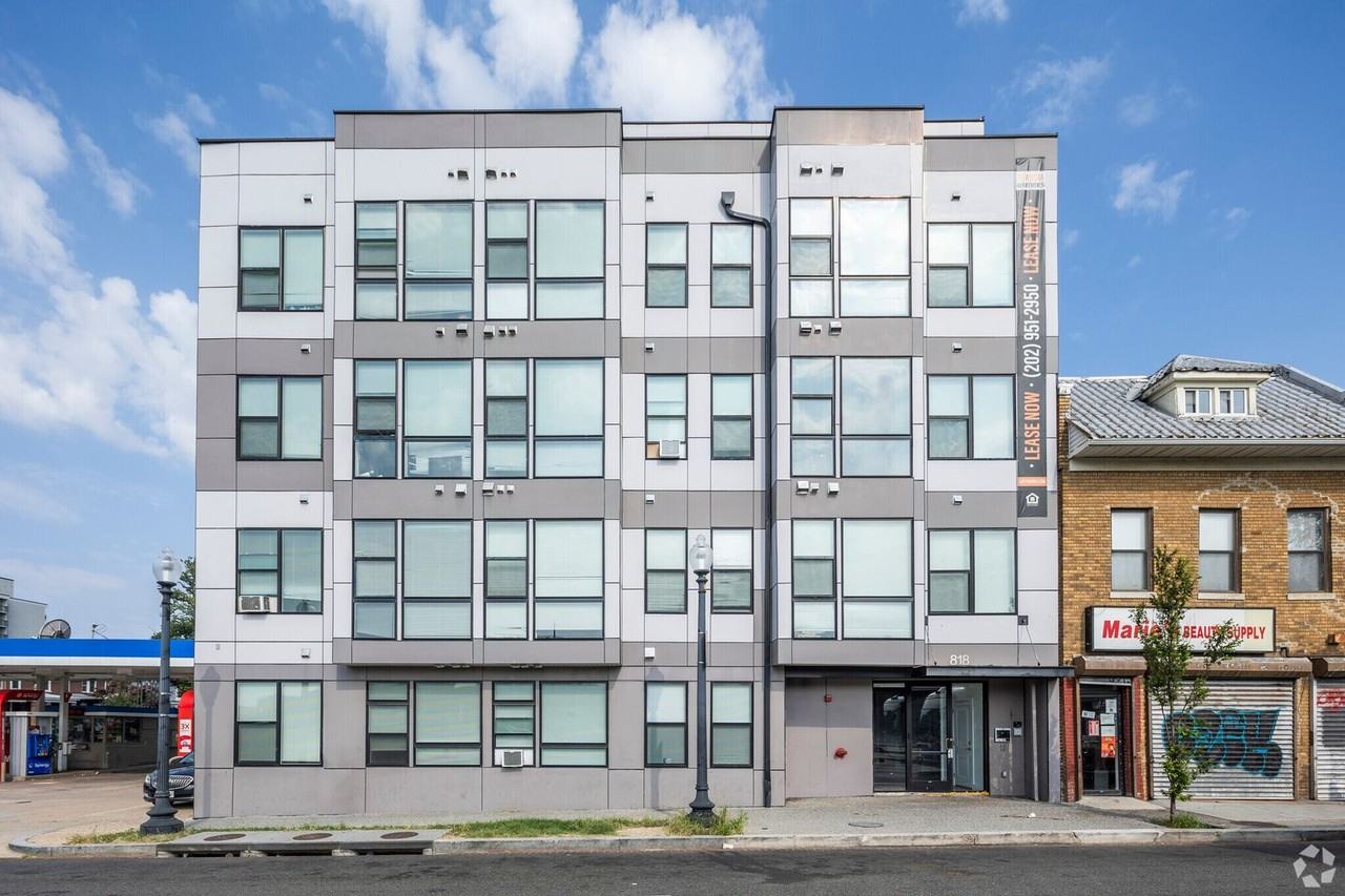 Tranvia - Photo 7 of 18