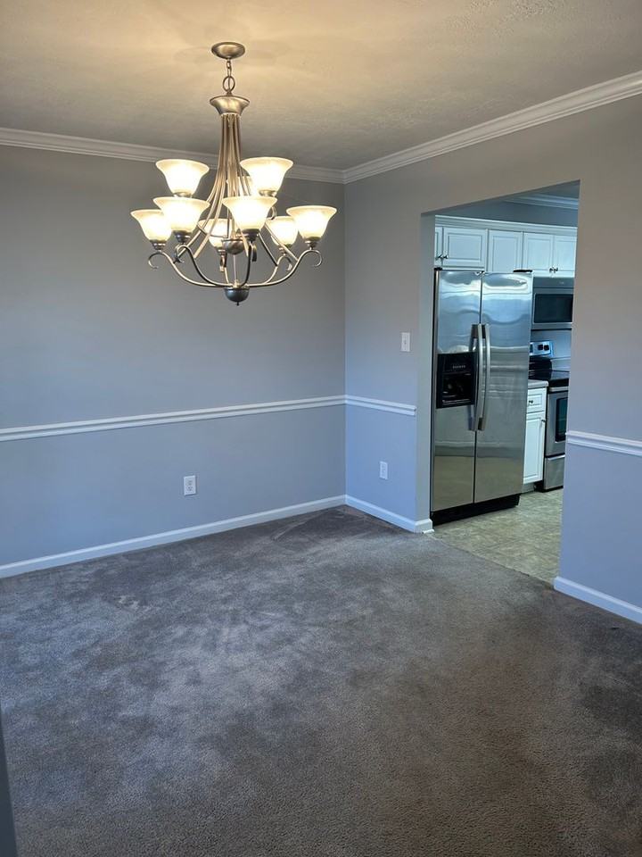 7600 Main St - Photo 3 of 16