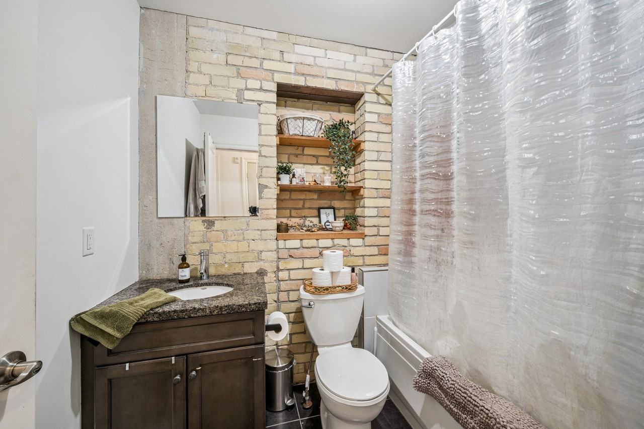 25 Concession Street #108 - Photo 4 of 20