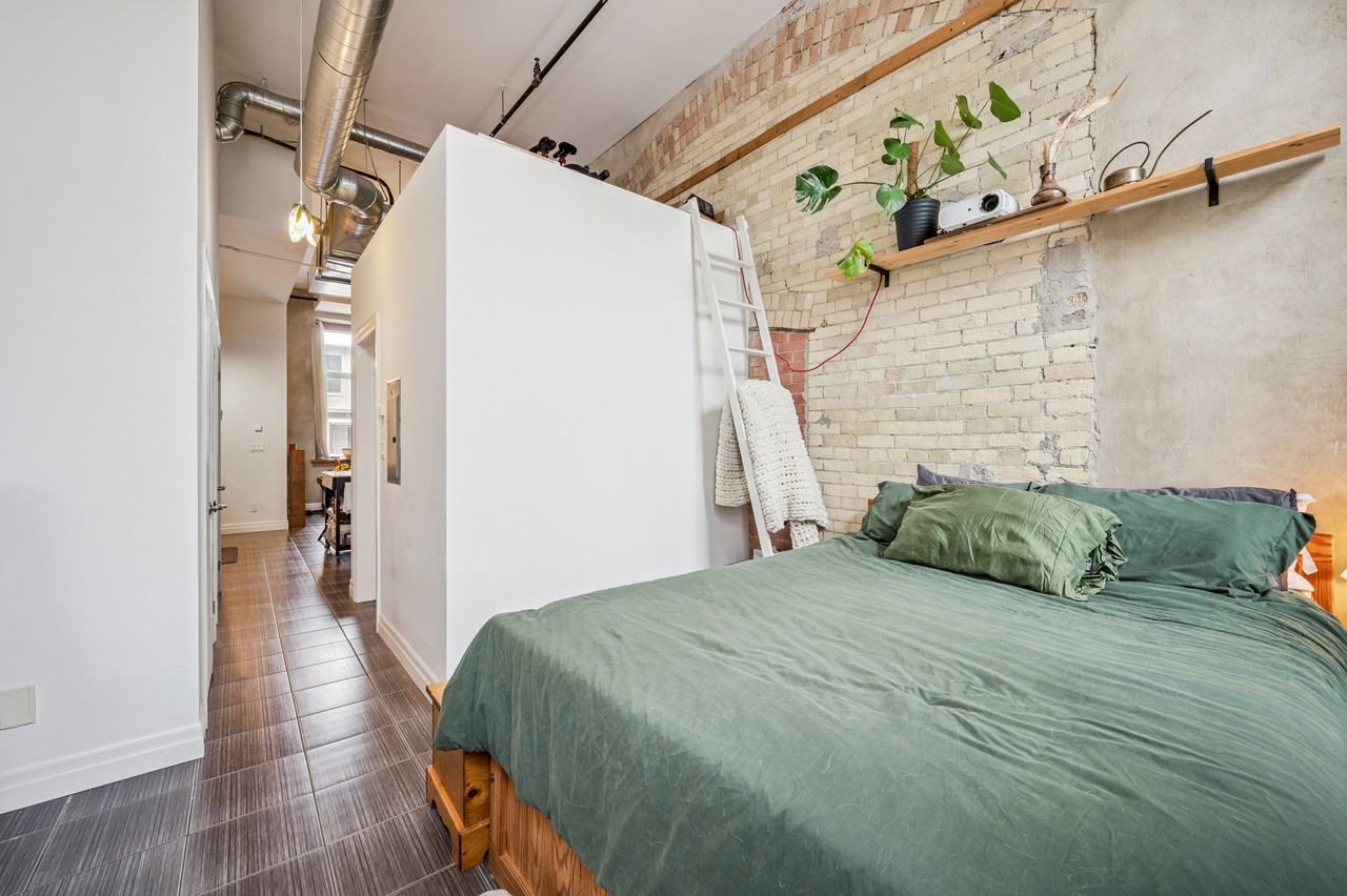 25 Concession Street #108 - Photo 3 of 20