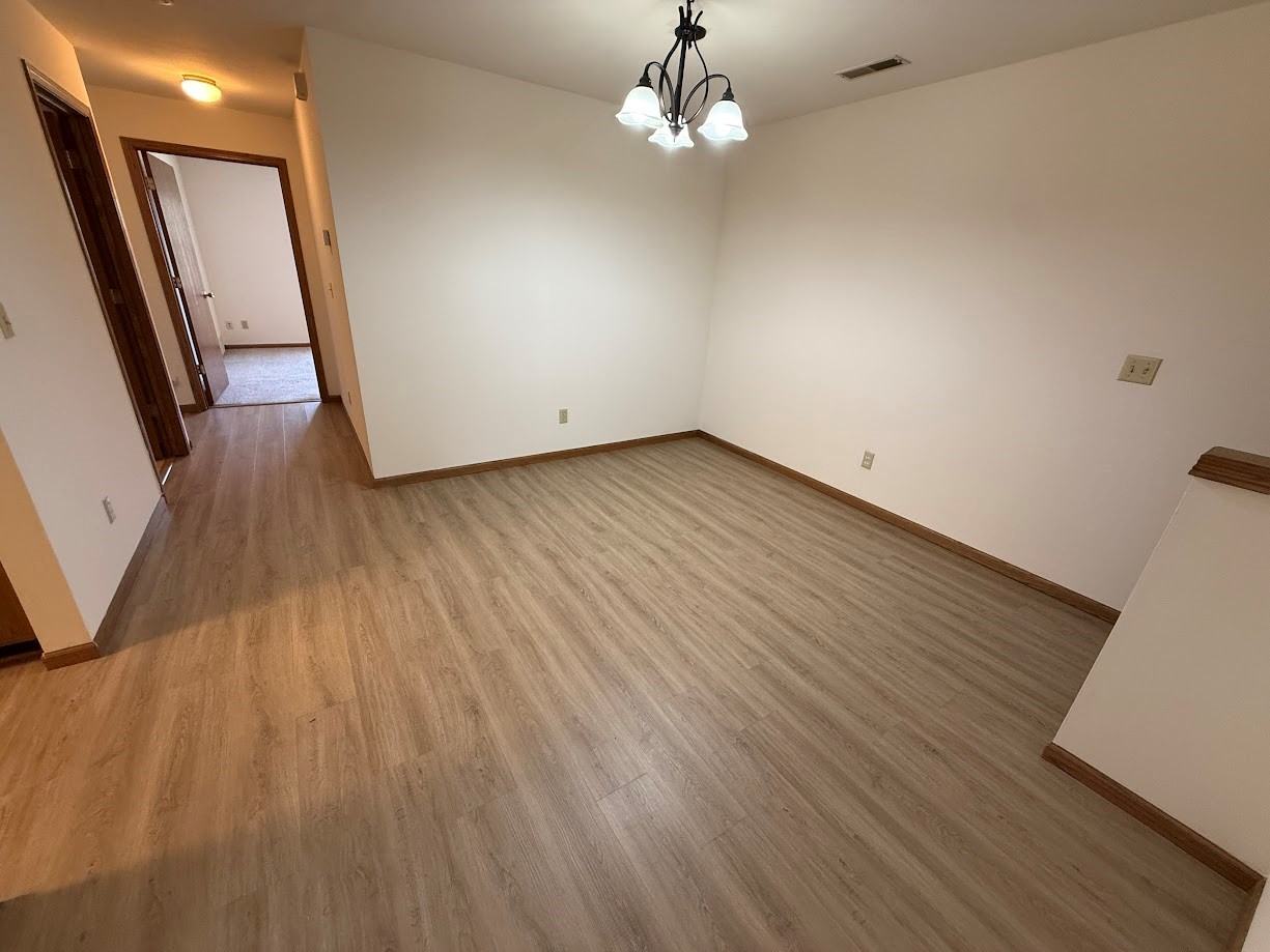 1908 Fox Run - Photo 6 of 14