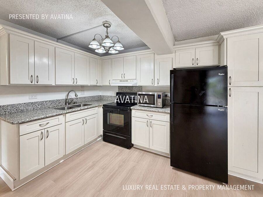 225 Kaiulani Ave #203 - Photo 7 of 18