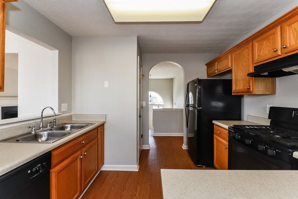 965 Durham Way - Photo 6 of 17