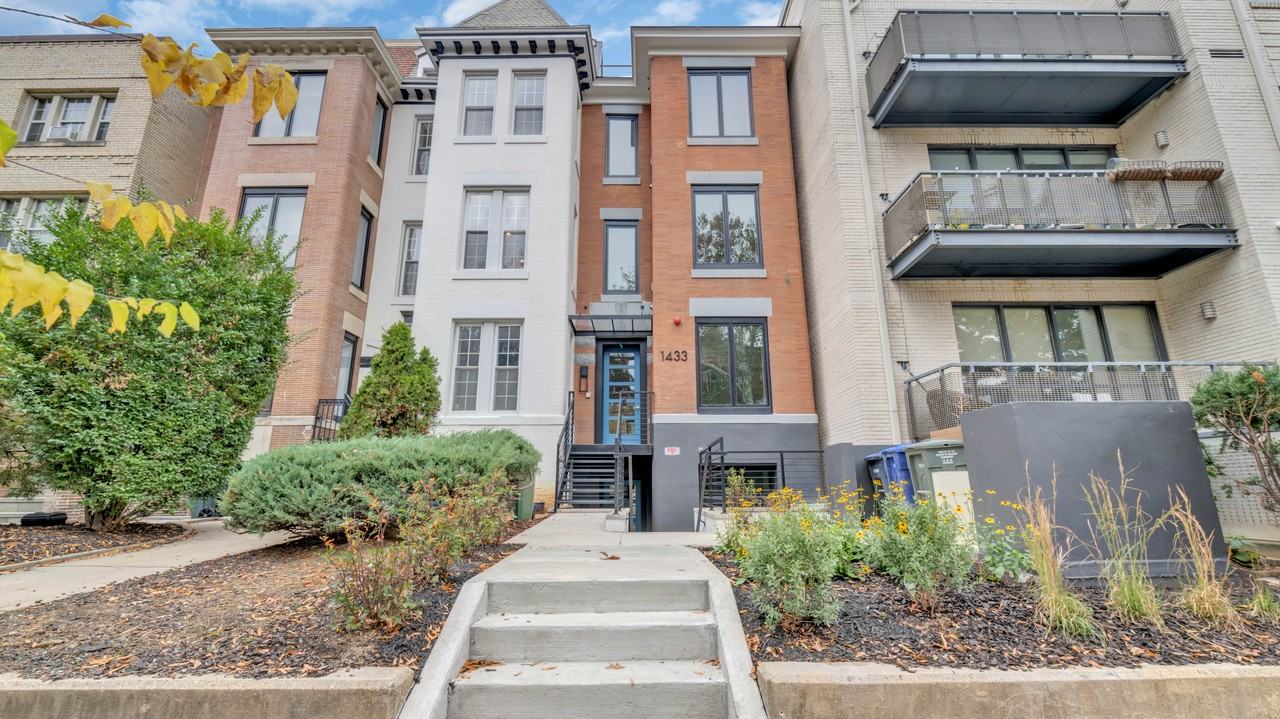 1433 Euclid St Nw #1 - Photo 7 of 8