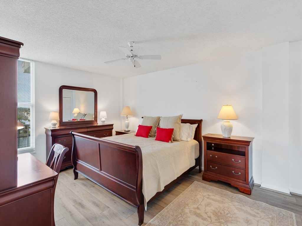 4601 Jimmy Buffett Mem Highway #4601-403 - Photo 3 of 36