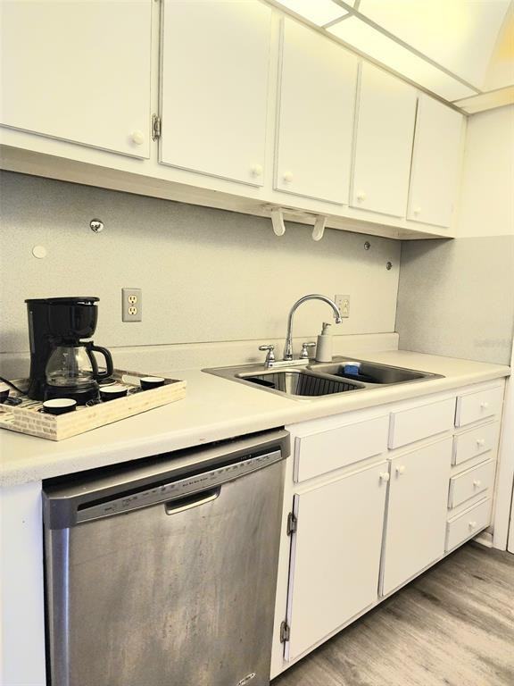 3249 Beneva Rd #3249-204 - Photo 4 of 30