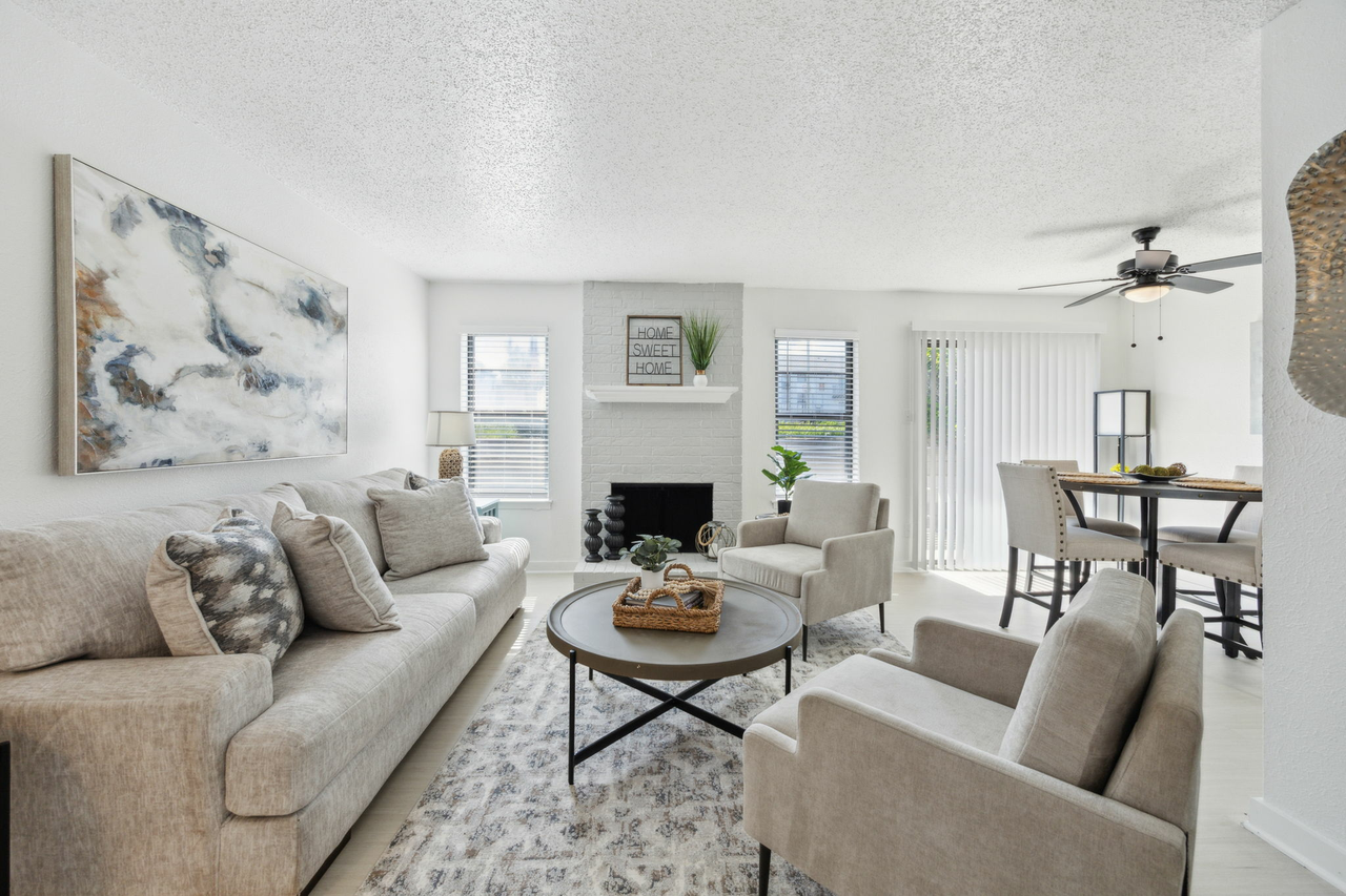 Brookbend - Photo 4 of 44