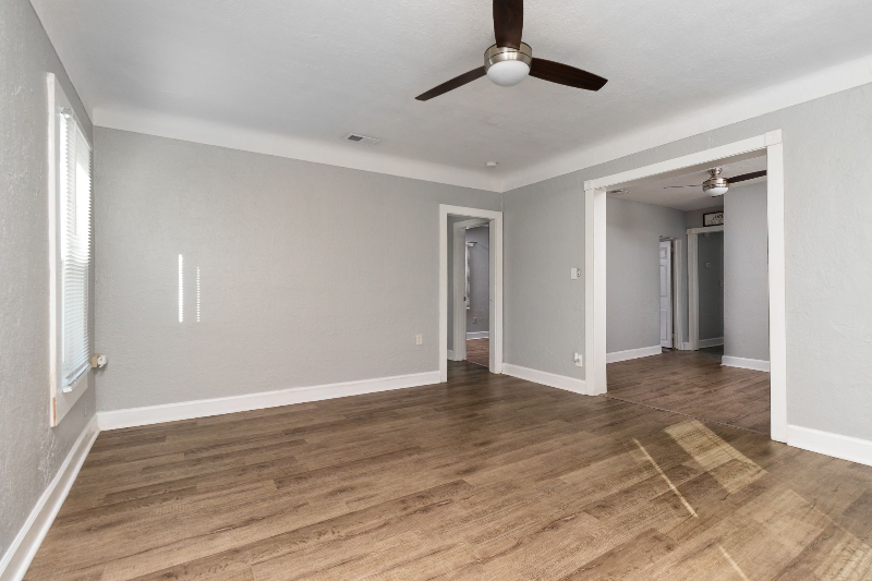 3017 Freemont Ter S - Photo 3 of 14