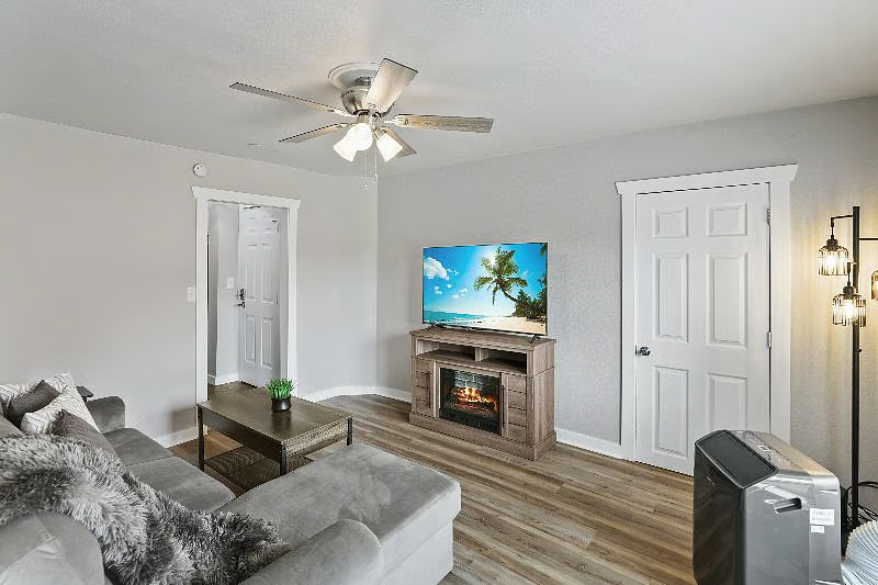 1001 North Elm Street #3