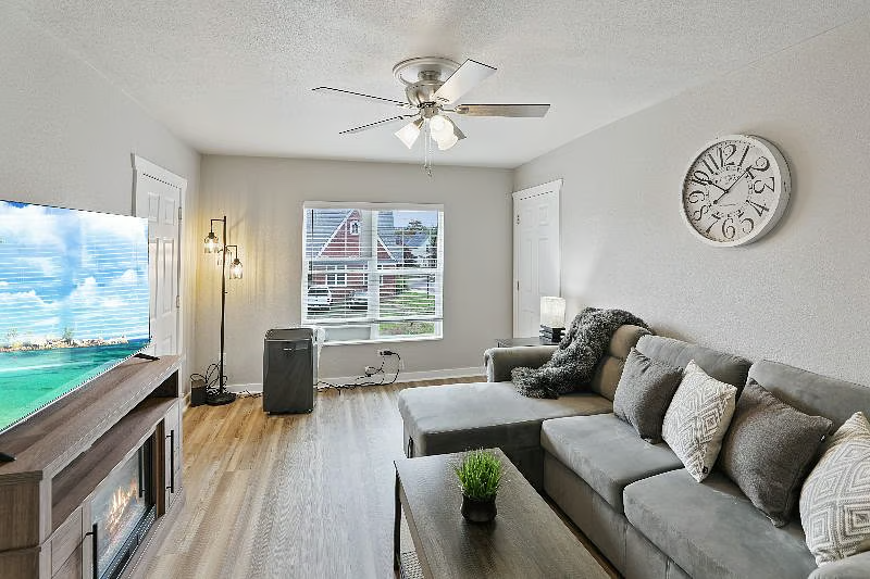 1001 North Elm Street #3 - Photo 2 of 15