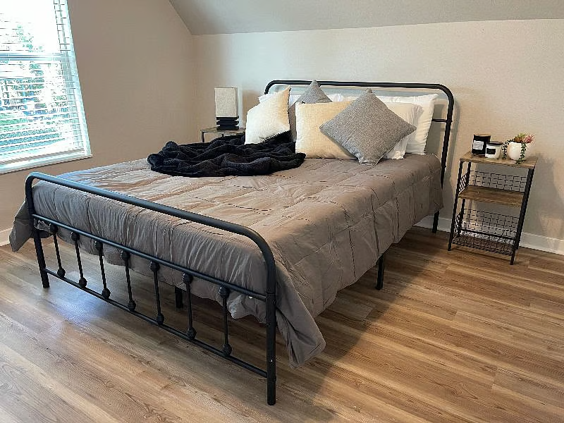 1001 North Elm Street #3 - Photo 4 of 15