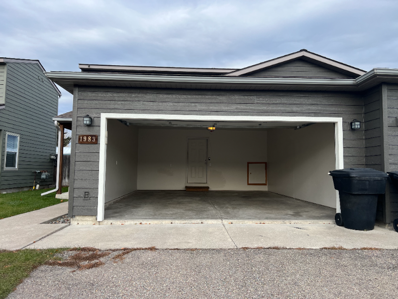 1983 Greatview Dr - Photo 3 of 19