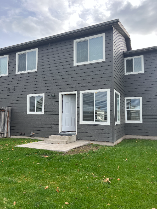 1983 Greatview Dr - Photo 5 of 19