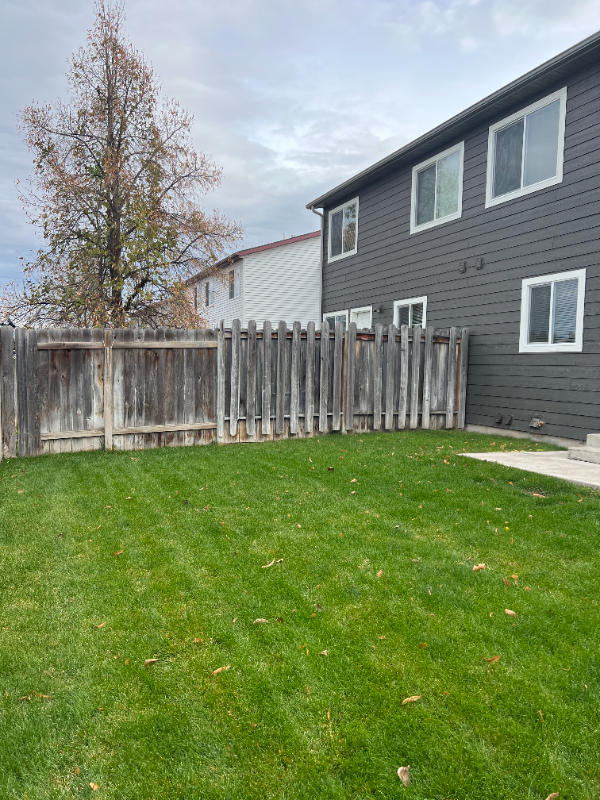 1983 Greatview Dr - Photo 6 of 19