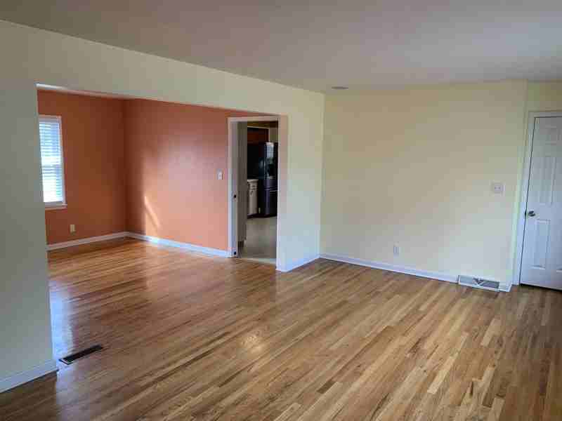 624 Ne 39th Ter - Photo 6 of 32