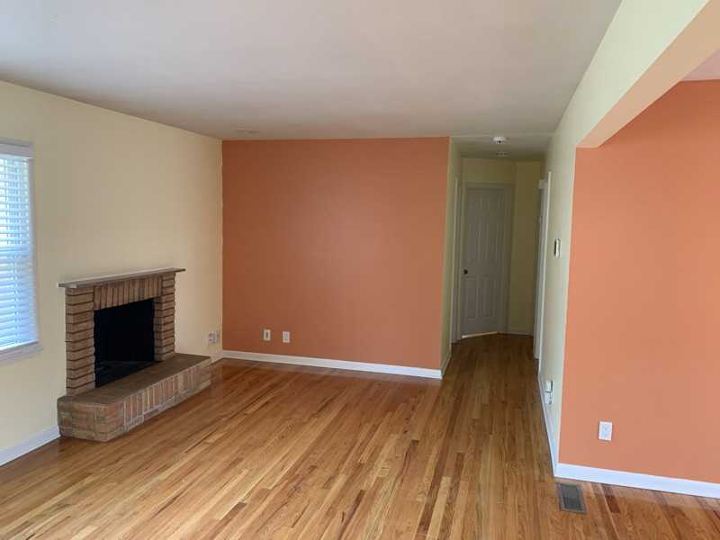 624 Ne 39th Ter - Photo 7 of 32