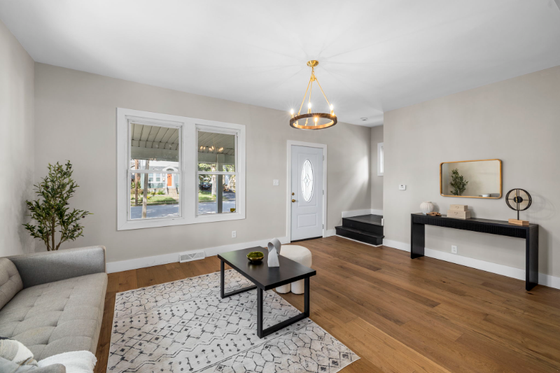 514 S Gore Ave - Photo 2 of 20