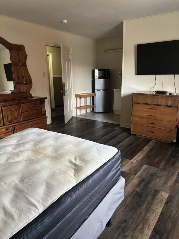 1635 Centre Ave #7 - Photo 3 of 4