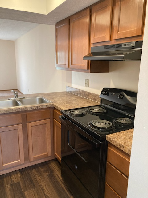 6020 Godown Rd - Photo 3 of 11