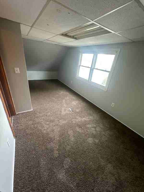 80 Hallerav - Photo 5 of 9