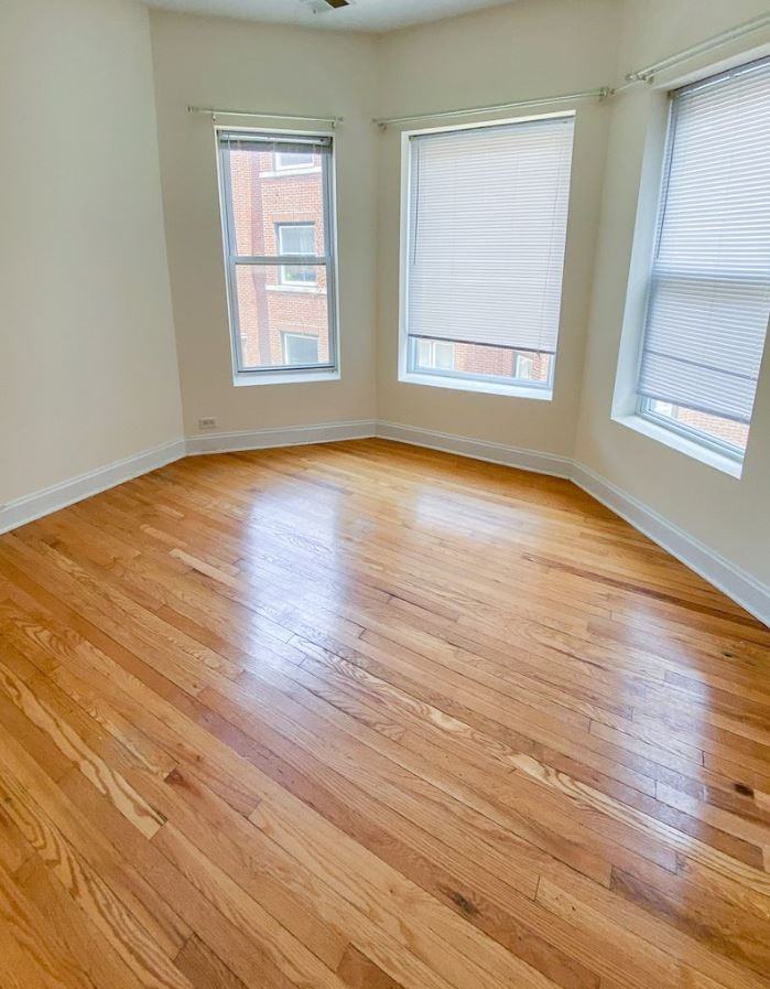 W Cornelia Ave & N Halsted St - Photo 2 of 10