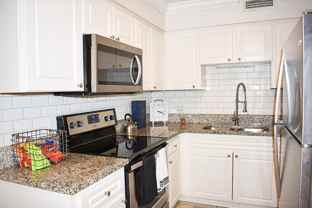 3215 W Swann Ave - Photo 1 of 1