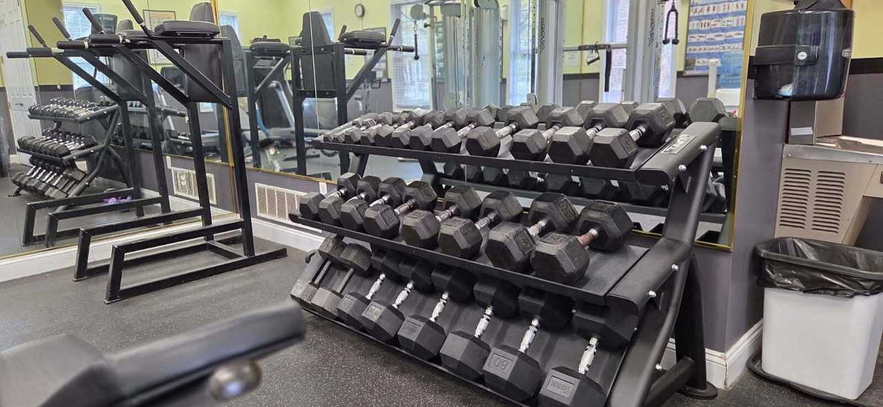 Berkley Manor - Photo 2 of 46