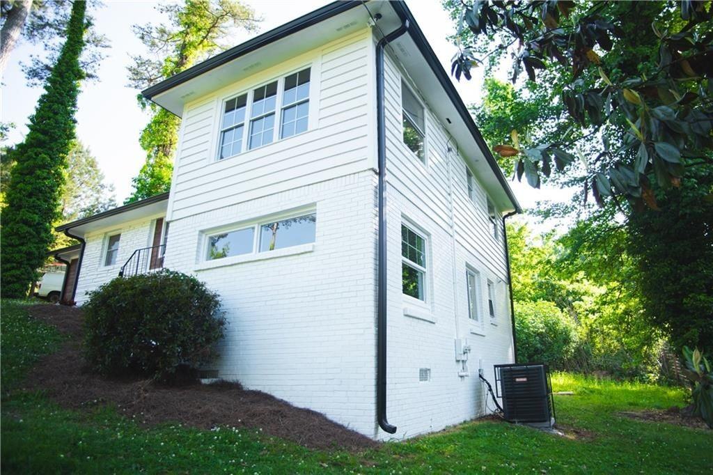 3561 Misty Valley Rd - Photo 2 of 50