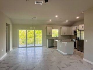 14058 Pacosin Ct - Photo 3 of 13