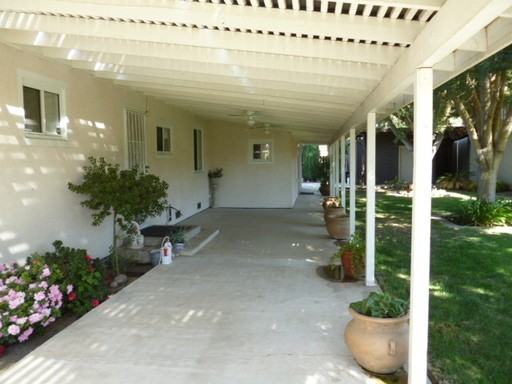 124 N Reinway Ave - Photo 3 of 14