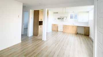 featured image of 720 Rue de Chenonceau