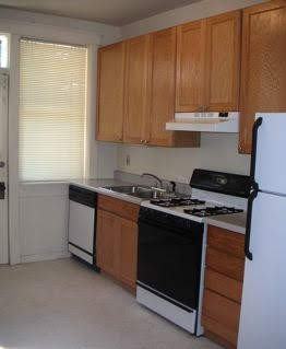 324 Laurel St #3S - Photo 2 of 18